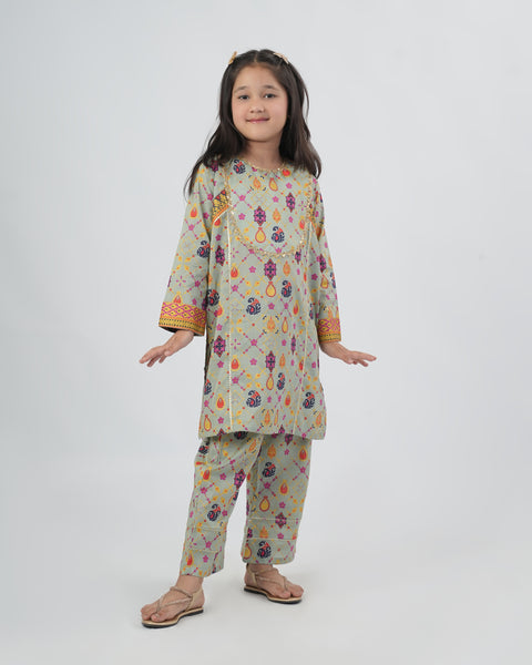 Girls Shalwar Kameez
