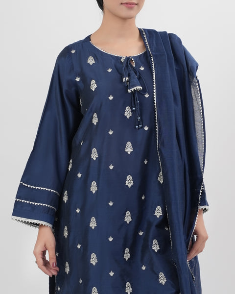Women’s Ethnic Embroidered 3 Pcs Suit