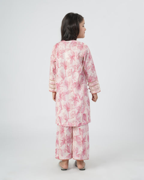 Girls Emboridered Shalwar Kameez