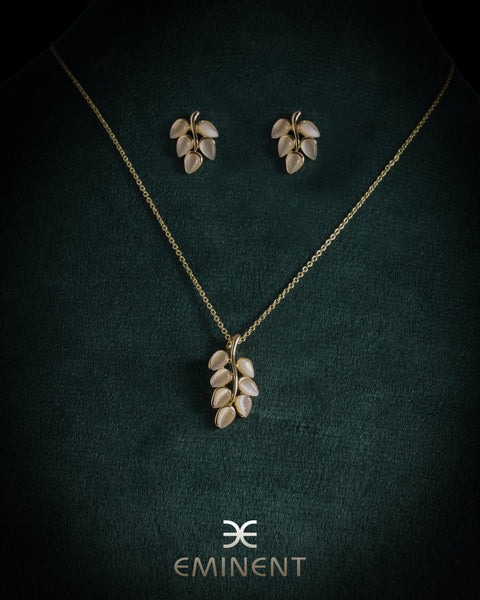 Leaf Bloom Necklace Set