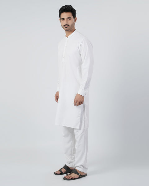 Men's Embroidered Blended Kurta Pajama