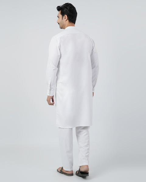 Men's Embroidered Blended Kurta Pajama
