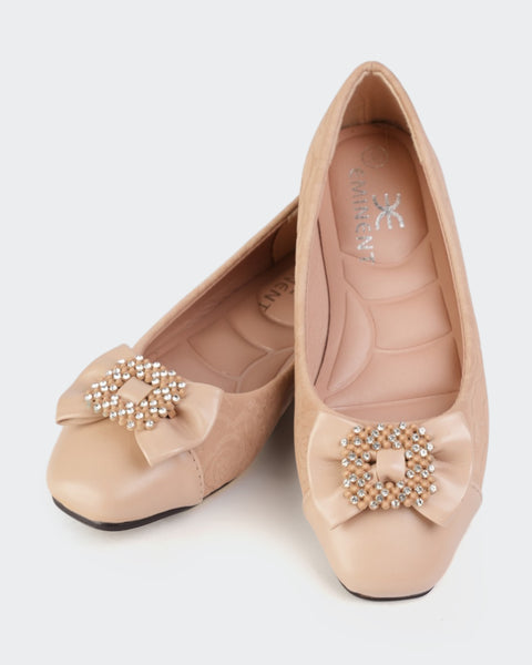 Girls Pumps