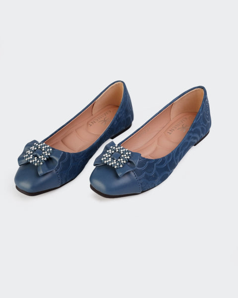 Girls Pumps