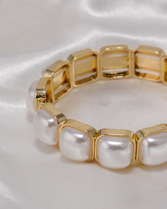 Women's Square Pearl Bracelet