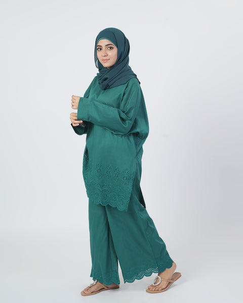 Eminent Women Embroidered 2-Piece Suit