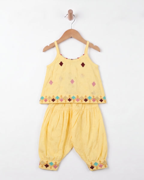 Newborn Girls' Essential Embroidered 2Pc Suit