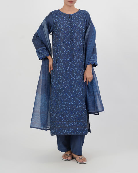 Women's Signature Embroidered 3Pc Suit