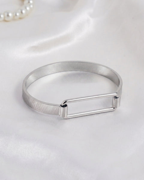 Women's Kara
